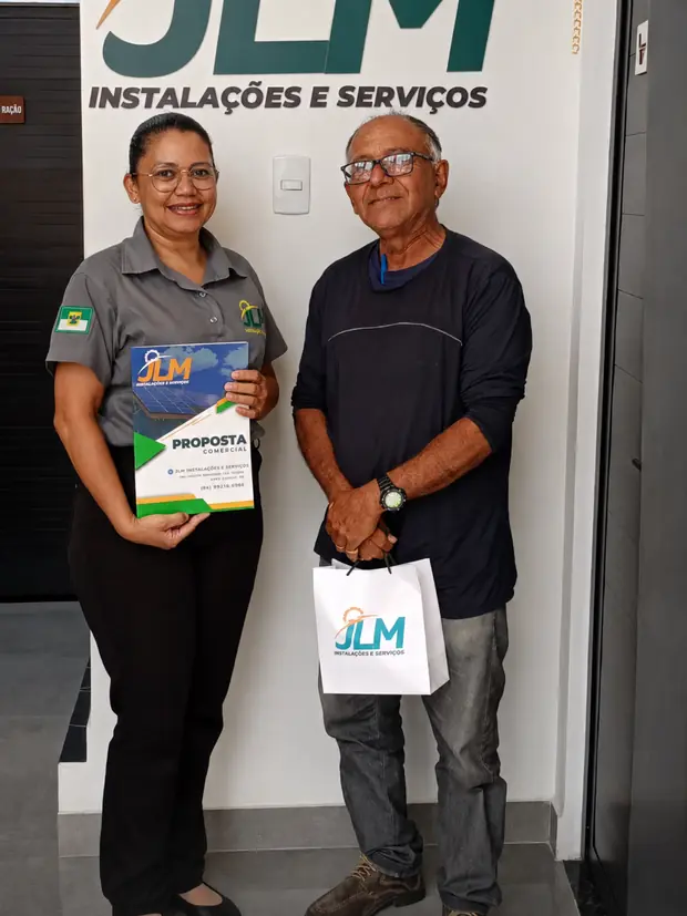 Cliente JLM com proposta comercial